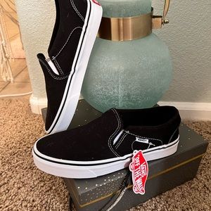 NWT slip on VANS